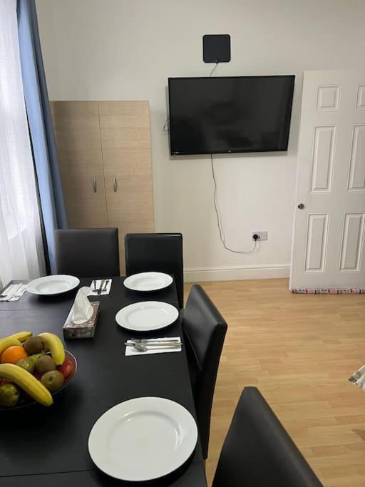 001- Lovely 3-Bedroom Very Close To Oxford Street Londres Exterior foto