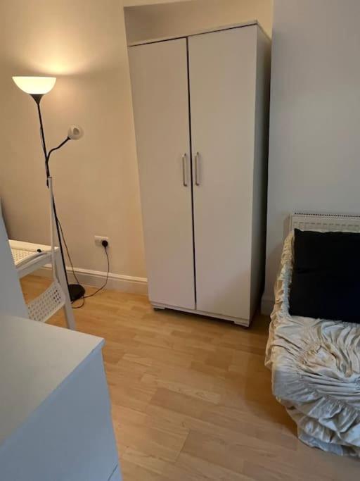001- Lovely 3-Bedroom Very Close To Oxford Street Londres Exterior foto