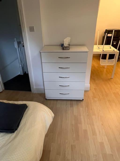001- Lovely 3-Bedroom Very Close To Oxford Street Londres Exterior foto