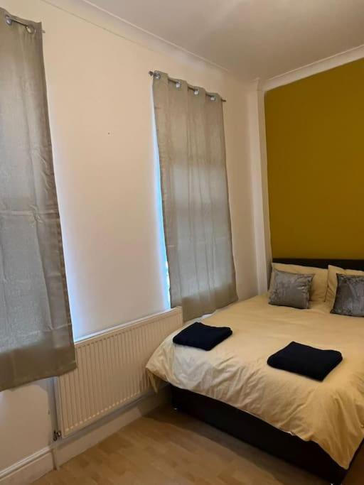 001- Lovely 3-Bedroom Very Close To Oxford Street Londres Exterior foto